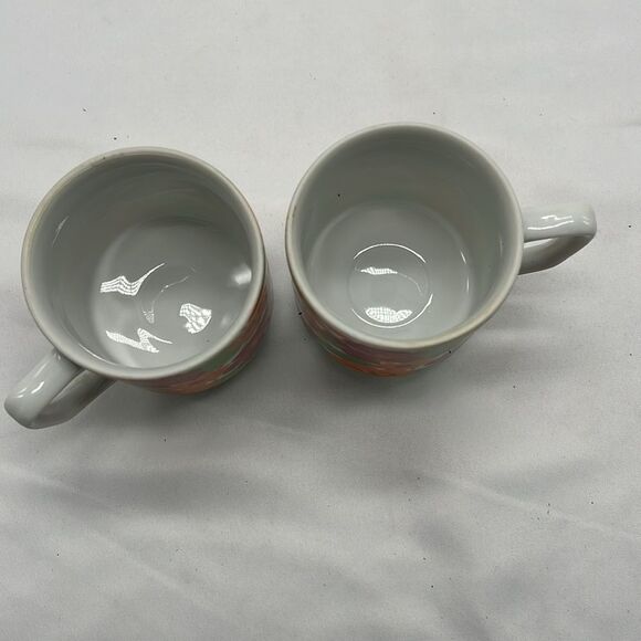 Pair of Vintage Bright Floral Footed Mugs - Picture 5 of 6